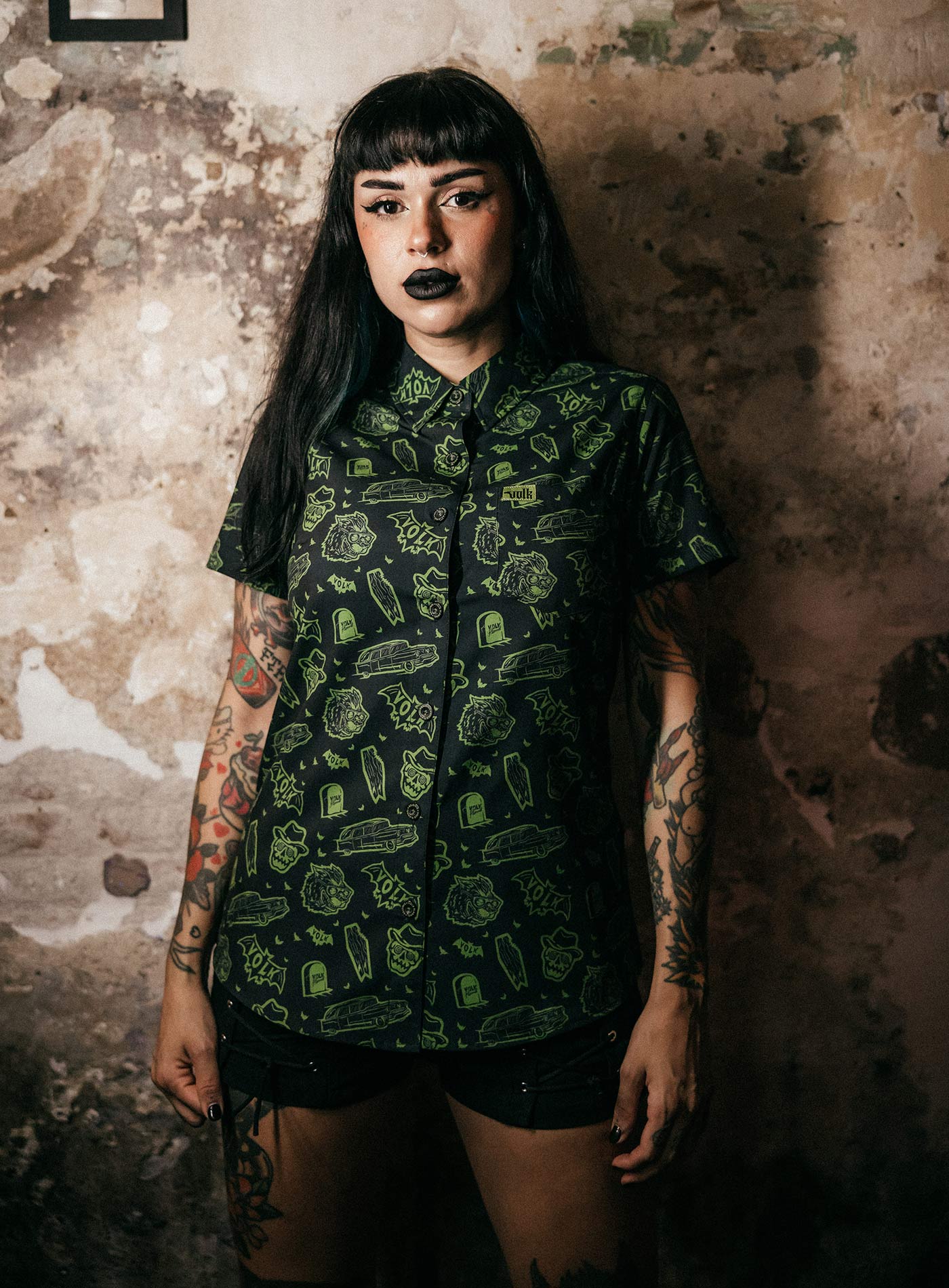SINISTER GREEN DONNA